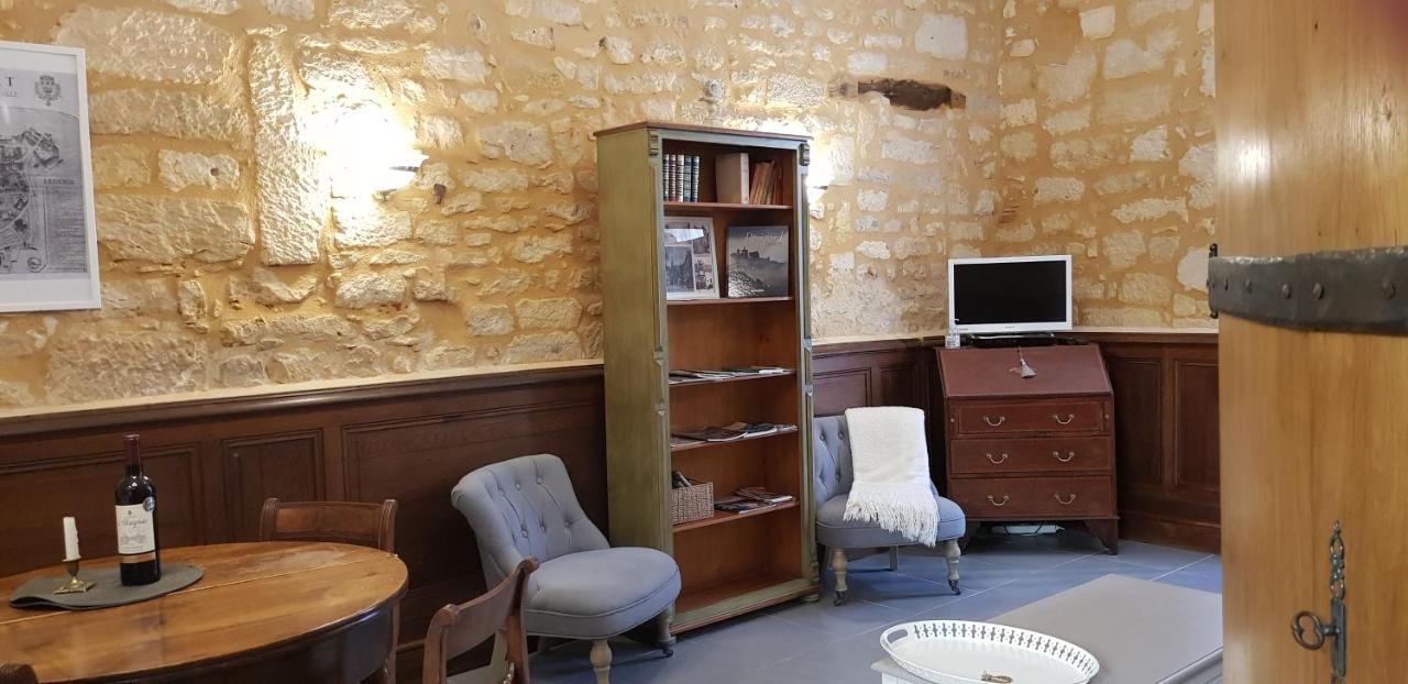 Appartement Le Cardinal Sarlat-la-Canéda Exterior photo